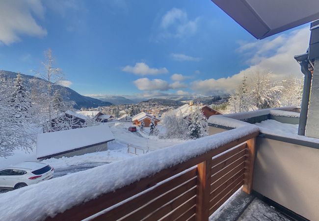 Appartement à Les Carroz d'Arâches - GCB103 - 6 Pièces 10 Pers pieds de pistes Carroz Appartement à Les Carroz d'Arâches - GCB103 - 6 Pièces 10 Pers pieds de pistes Carroz