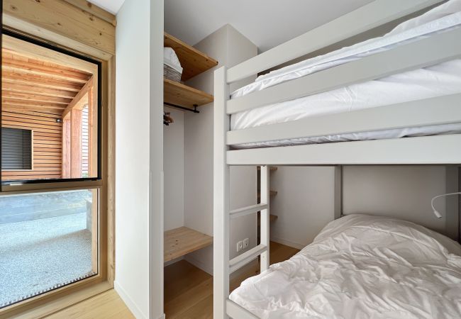 Appartement à Les Carroz d'Arâches - GCB103 - 6 Pièces 10 Pers pieds de pistes Carroz Appartement à Les Carroz d'Arâches - GCB103 - 6 Pièces 10 Pers pieds de pistes Carroz