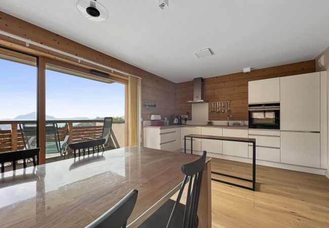 Appartement à Les Carroz d'Arâches - GCB103 - 6 Pièces 10 Pers pieds de pistes Carroz Appartement à Les Carroz d'Arâches - GCB103 - 6 Pièces 10 Pers pieds de pistes Carroz