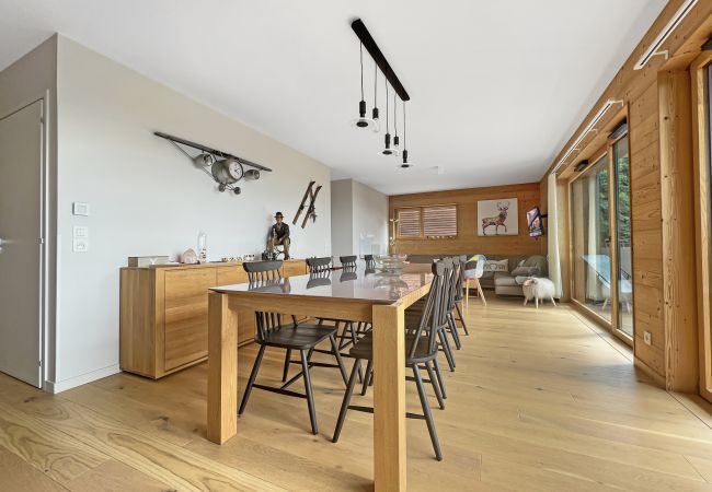 Appartement à Les Carroz d'Arâches - GCB103 - 6 Pièces 10 Pers pieds de pistes Carroz Appartement à Les Carroz d'Arâches - GCB103 - 6 Pièces 10 Pers pieds de pistes Carroz