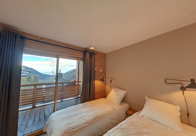 Appartement à Les Carroz d'Arâches - GCD303- 4 pièces 8 pers pieds de pistes Appartement à Les Carroz d'Arâches - GCD303- 4 pièces 8 pers pieds de pistes