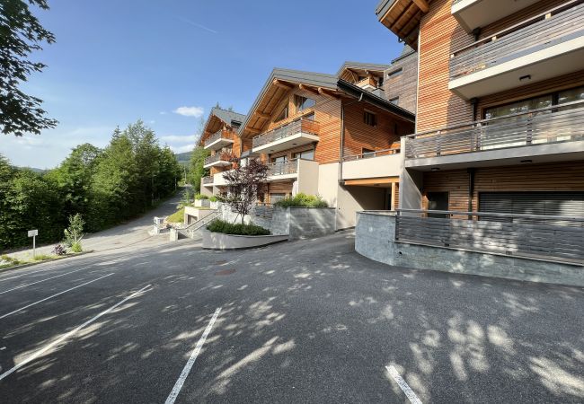 Appartement à Les Carroz d'Arâches - GCF211 appartement 6 pers pied de piste Appartement à Les Carroz d'Arâches - GCF211 appartement 6 pers pied de piste