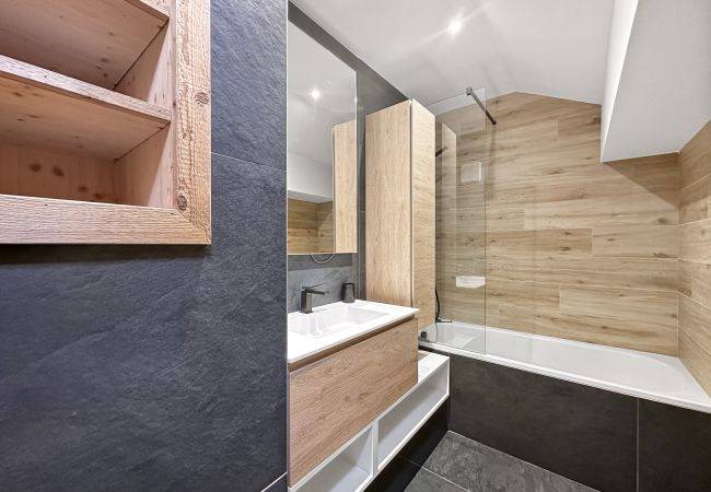 Appartement à Les Carroz d'Arâches - RB237 - Duplex 8/10 pers - Centre des Carroz Appartement à Les Carroz d'Arâches - RB237 - Duplex 8/10 pers - Centre des Carroz