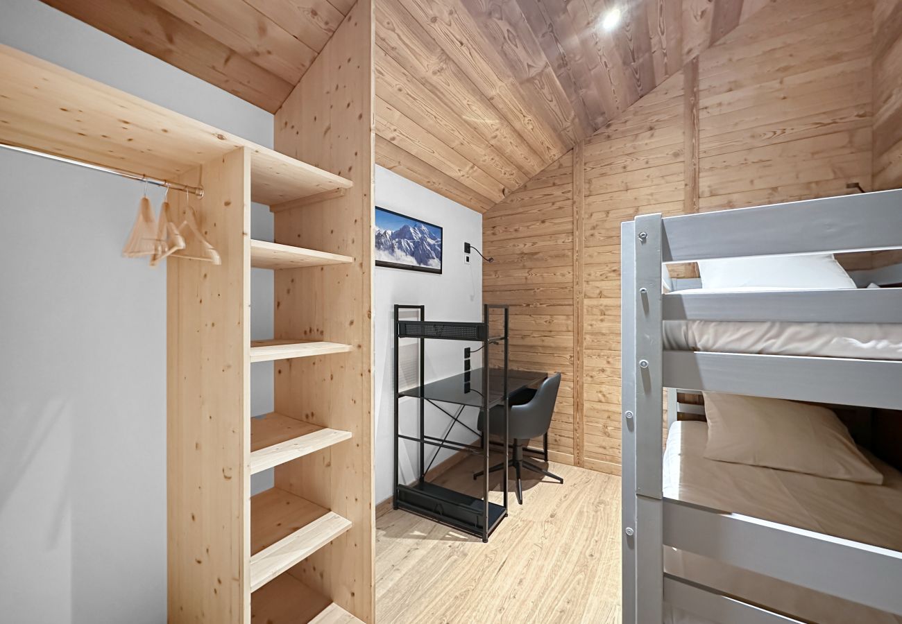 Appartement à Les Carroz d'Arâches - RB237 - Duplex 8/10 pers - Centre des Carroz Appartement à Les Carroz d'Arâches - RB237 - Duplex 8/10 pers - Centre des Carroz