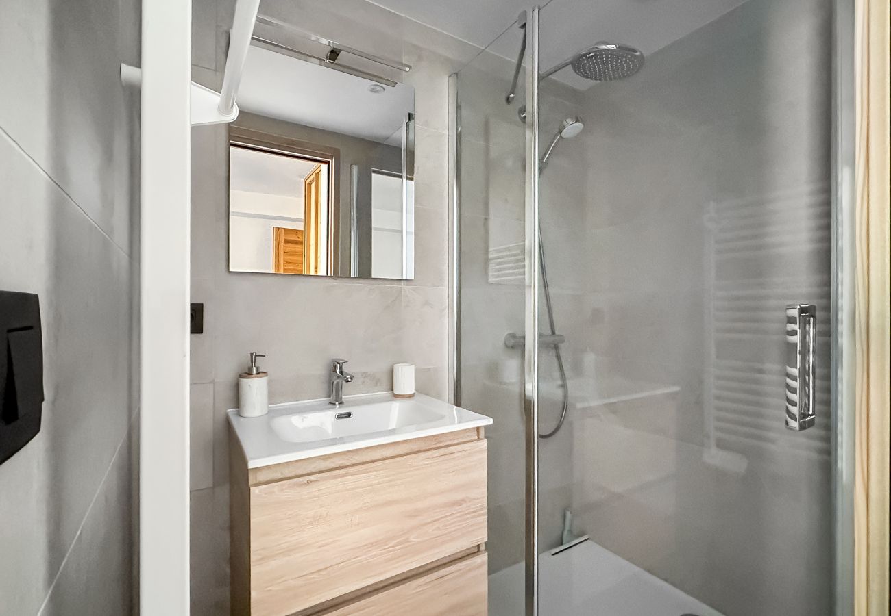 Appartement à Les Carroz d'Arâches - GRD219 - Appartement standing 6 pers pied de piste Appartement à Les Carroz d'Arâches - GRD219 - Appartement standing 6 pers pied de piste