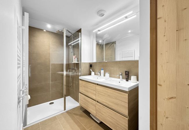 Appartement à Les Carroz d'Arâches - GRD108 - Appartement standing 8 pers pied de piste Appartement à Les Carroz d'Arâches - GRD108 - Appartement standing 8 pers pied de piste