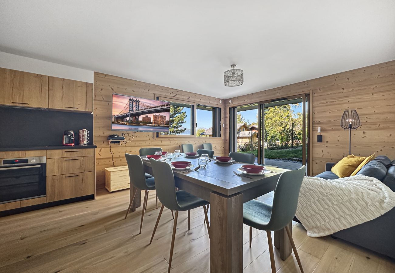 Appartement à Les Carroz d'Arâches - GRD005 - Appartement standing 6 pers pied de piste Appartement à Les Carroz d'Arâches - GRD005 - Appartement standing 6 pers pied de piste