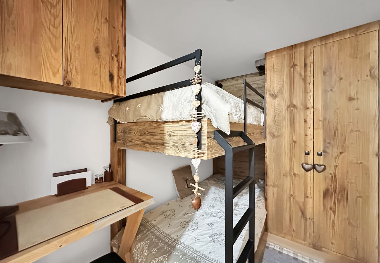 Appartement à Les Carroz d'Arâches - GRD114 -Appartement standing 6 pers. pied de piste Appartement à Les Carroz d'Arâches - GRD114 -Appartement standing 6 pers. pied de piste