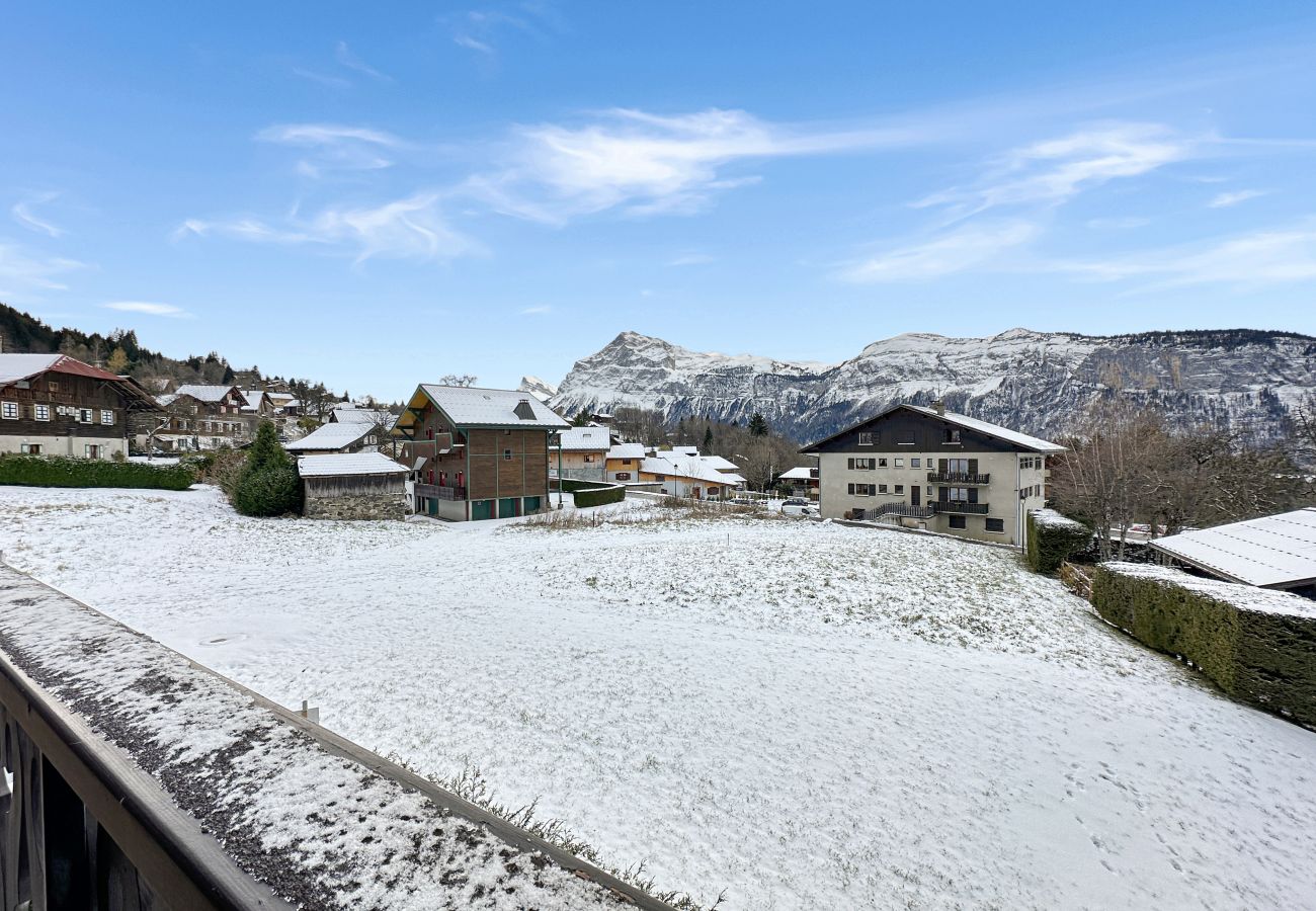 Appartement à Les Carroz d'Arâches - PE262 - 4/6 personnes proximité centre village Appartement à Les Carroz d'Arâches - PE262 - 4/6 personnes proximité centre village