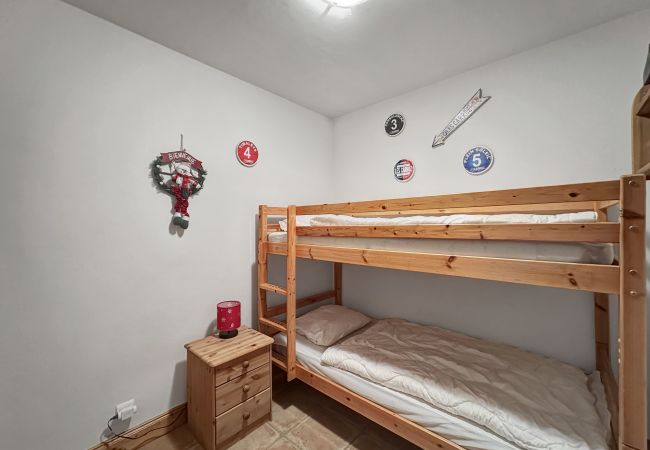 Appartement à Les Carroz d'Arâches - TRAA15 - Appartement 3 pièces proximité skibus Appartement à Les Carroz d'Arâches - TRAA15 - Appartement 3 pièces proximité skibus