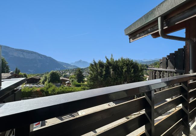 Appartement à Les Carroz d'Arâches - BB222 - 3 pièces mezzanine 6 pers pied de pistes Appartement à Les Carroz d'Arâches - BB222 - 3 pièces mezzanine 6 pers pied de pistes