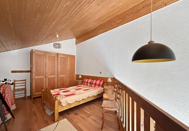 Appartement à Les Carroz d'Arâches - BB222 - 3 pièces mezzanine 6 pers pied de pistes Appartement à Les Carroz d'Arâches - BB222 - 3 pièces mezzanine 6 pers pied de pistes