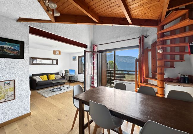 Appartement à Les Carroz d'Arâches - BB222 - 3 pièces mezzanine 6 pers pied de pistes Appartement à Les Carroz d'Arâches - BB222 - 3 pièces mezzanine 6 pers pied de pistes