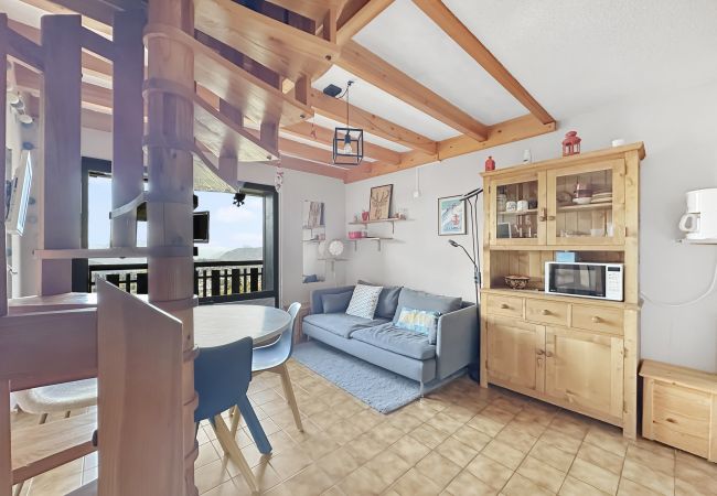 Appartement à Les Carroz d'Arâches - BA229 - 2 pièces mezzanine 6 pers. pied de pistes Appartement à Les Carroz d'Arâches - BA229 - 2 pièces mezzanine 6 pers. pied de pistes